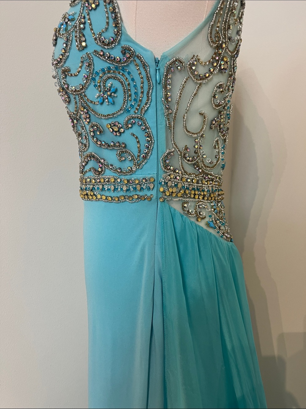 Jovani 21029 Long Formal Gown - Picture 10 of 17